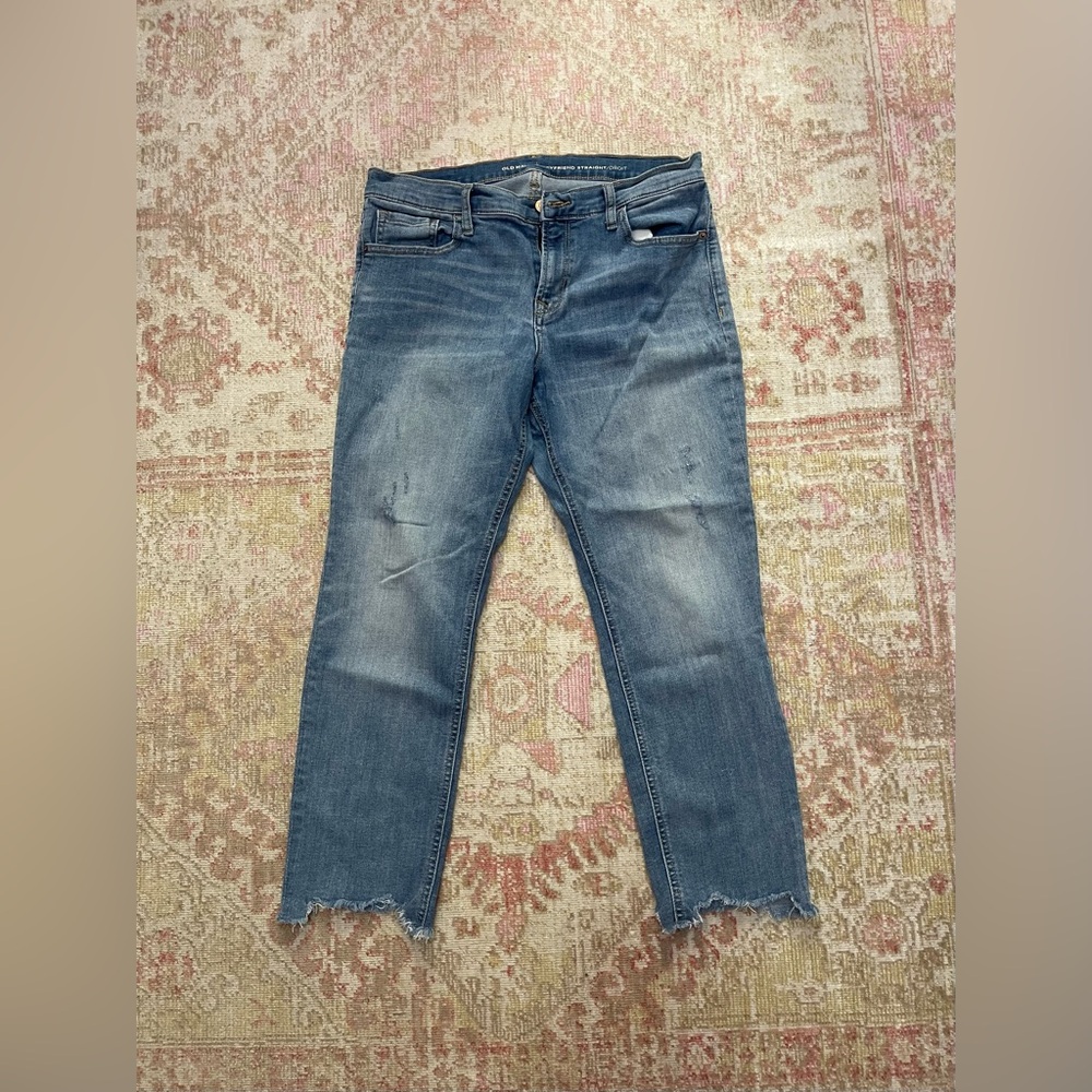 ❤️Old Navy Women's Distressed Dark Blue Ankle Jeans